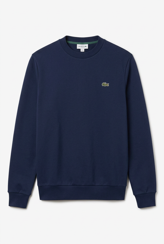 Felpa Lacoste blu, vista frontale su sfondo bianco in stile minimal di lusso