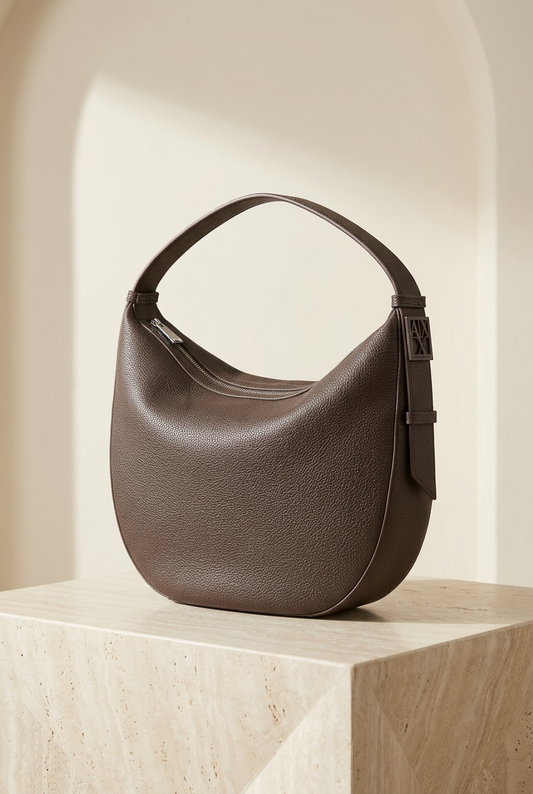 Immagine editoriale della borsa Susie Armani Exchange